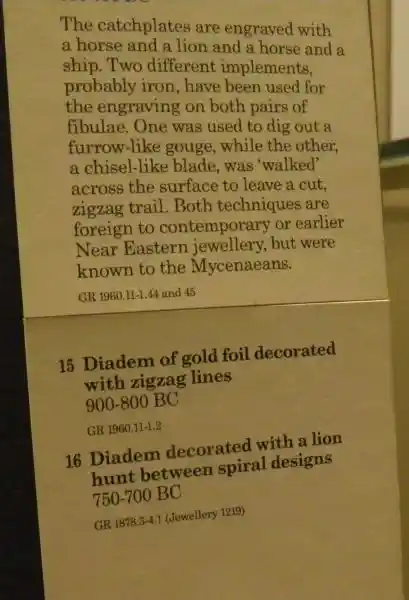 Gold diadems with zigzag and lion hunt designs